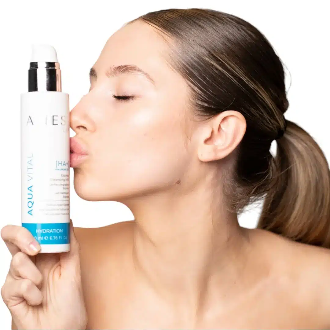 Aqua Vital čistiace mlieko na hĺbkovú hydratáciu pleti – Obrázok 2