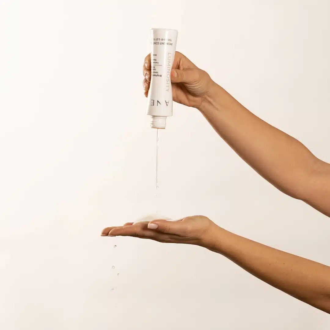 Luminosity rozjasňujúci toner na pigmentácie – Obrázok 6