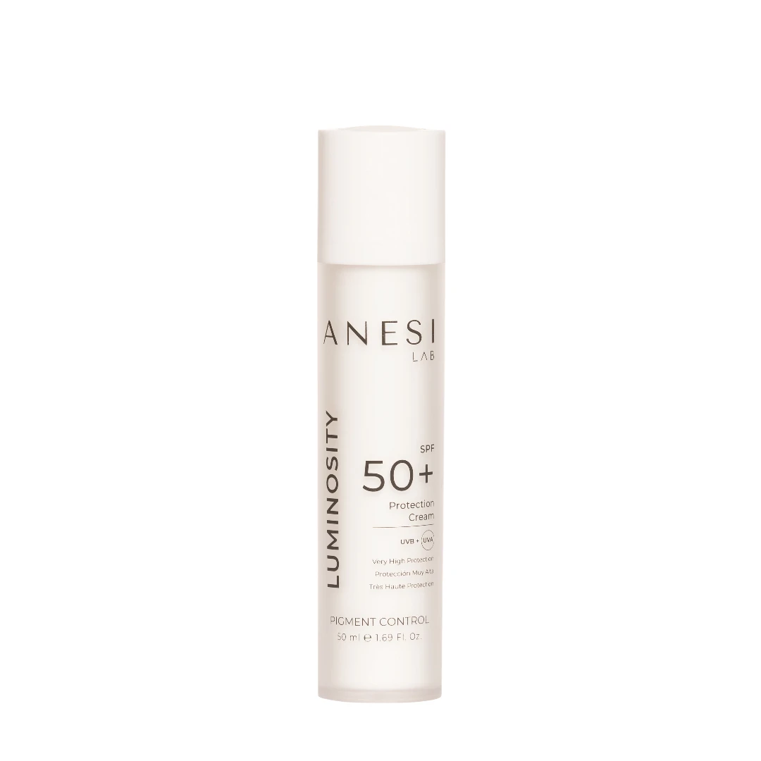 SPF50+ krém na ochranu pred pigmentáciou Luminosity